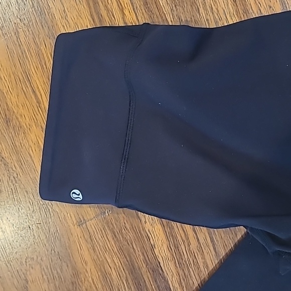 Lululemon Black Leggings Size 6 - Picture 2 of 6